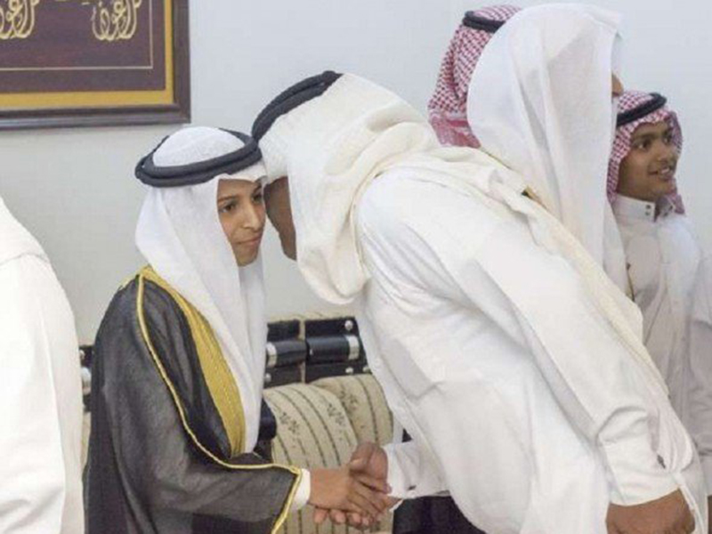 اضغط لمشاهدة الفيديو: زفاف أصغر عريس في السعودية